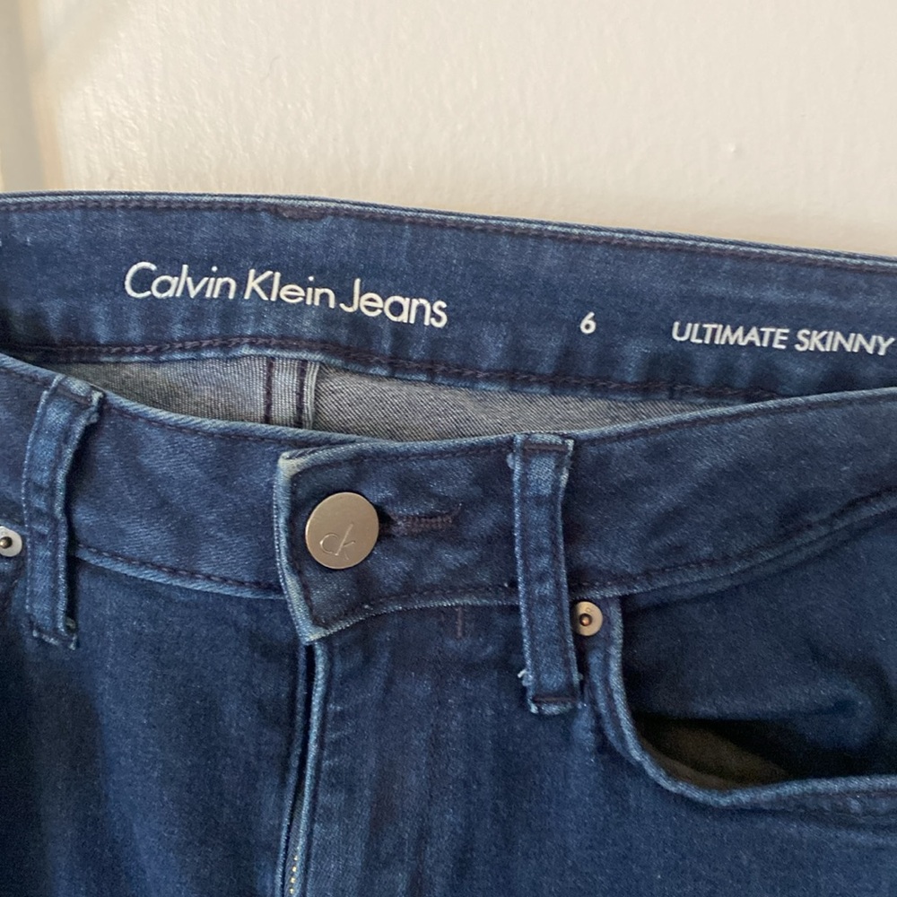 EUC - CALVIN KLEIN ULTIMATE SKINNY JEANS SIZE 6 - Picture 3 of 6